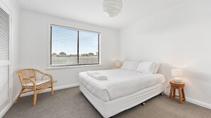 3 bedrooms, desk, iron/ironing board, travel cot