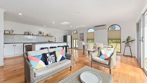 Smart TV - Beach House at Low Head - Pet Friendly (Low Head)