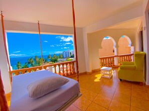 Deluxe Apartment | Beach/ocean view - Shanzu Oceanfront Apartments and Suites (Mombasa)