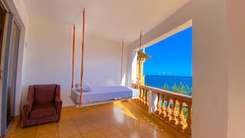 Standard Triple Room | Balcony