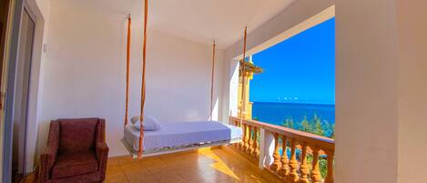 Standard Triple Room | Balcony