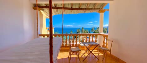 Deluxe appartement | Uitzicht vanaf balkon