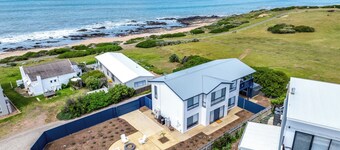 27 Seaview - Pets Negotiable - Wi-Fi - No Linen Included