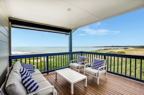 27 Seaview - Pets Negotiable - Wi-Fi - No Linen Included