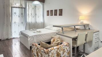 Egyptian cotton sheets, premium bedding, memory foam beds