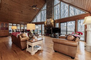 Unclassified image, 2 of 50, button