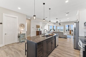 Interior - Book Fall Stays Now! Hot Tub! Pet Friendly! Beach Front! (Port St. Joe)