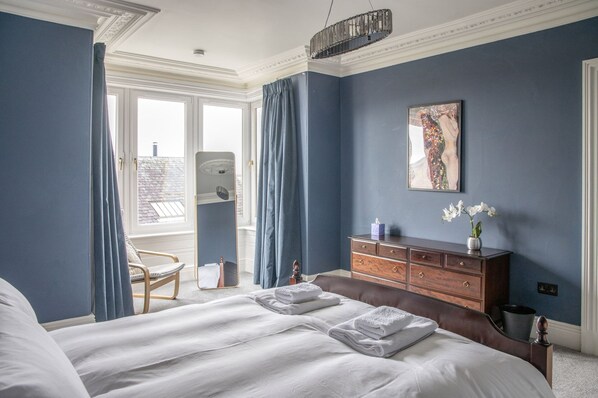 4 chambres, fer et planche à repasser, Wi-Fi gratuit, draps fournis