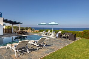 Exterior - Diana Seaside Villas (Pomos)