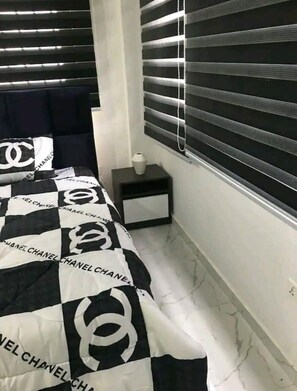 1 bedroom, iron/ironing board, WiFi, bed sheets - Ajay residence (Tema)