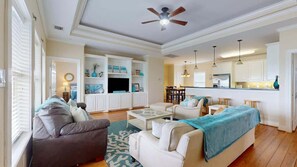 テレビ、書斎 / ワークスペース