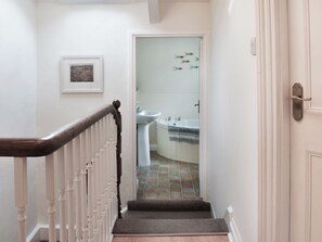 Interior - 3 bedroom accommodation in Bude (Bude)