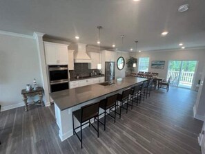 Private kitchen - Luxurious Townhouse 2 miles from Ocean City (Berlin)