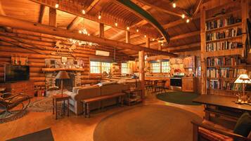 Smart TV, fireplace, DVD player, books