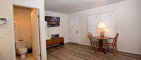 Family Room | Bathroom