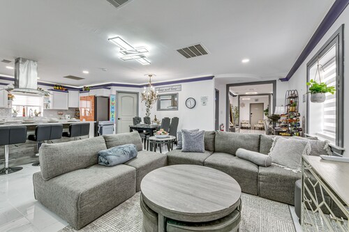 Waterfront Slidell Home w/ Patio: 3 Mi to Beach!