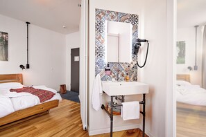 Double Room | City view