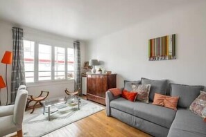 TV - To complete (Paris)