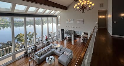 Gorgeous Savannah River Front House
