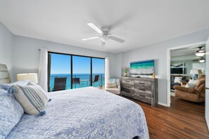 2 bedrooms, iron/ironing board, WiFi, bed sheets - Coastal Comfort at Commodore~PCB ~13th Floor~Free Beach Chairs (Panama City Beach)