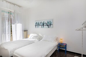 2 quartos, ferros/tábuas de passar roupa, Wi-Fi de cortesia