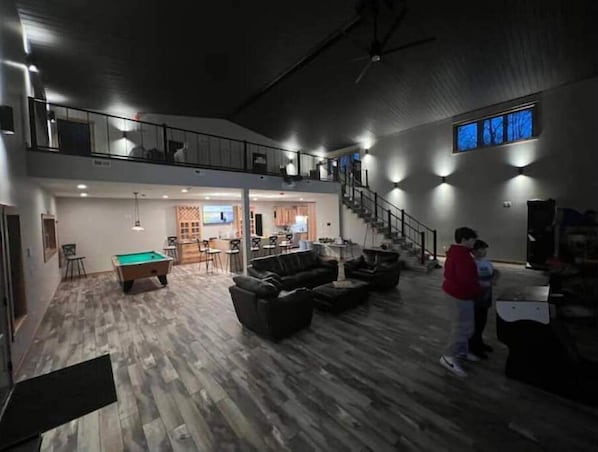 Spielezimmer