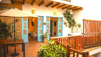 Triple Room | Terrace/patio