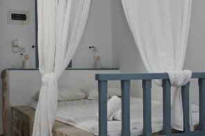 Room - Patmos Cozy Seafront Studio for 3 (Patmos)