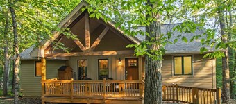 Discounts Avail! Theater Room, Fooseball, Firepit, Mountains!