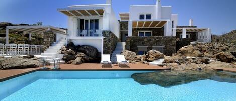 Villa | Pool