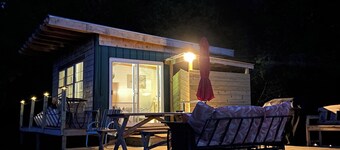 River Bank Camping, Cedar Grove Cabin