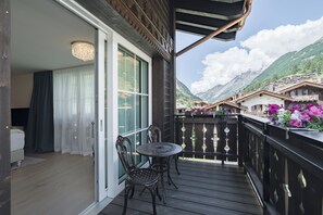 Hypo-allergenic bedding, down duvets, minibar, in-room safe - Mirabeau Etoile (Zermatt)