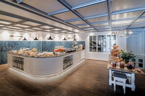 Desayuno buffet incluido todos los días