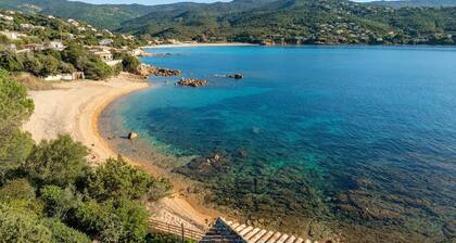 Villa MARE - Waterfront, 3 Bedrooms, Sea View