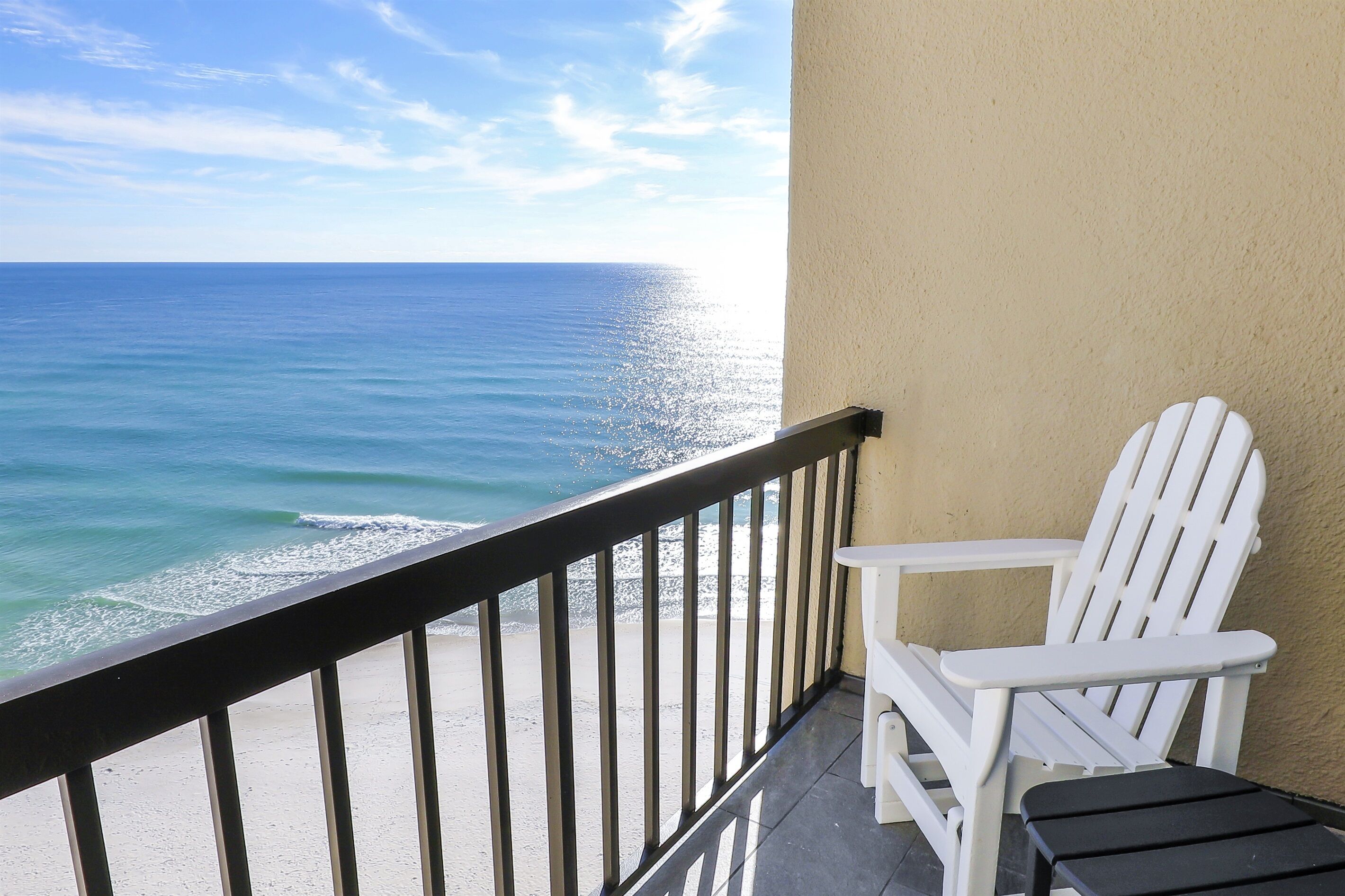 Penthouse Oceanfront Condo with Lake Powell Access & Spectacular Gulf Views!