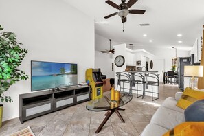 Smart TV, video games