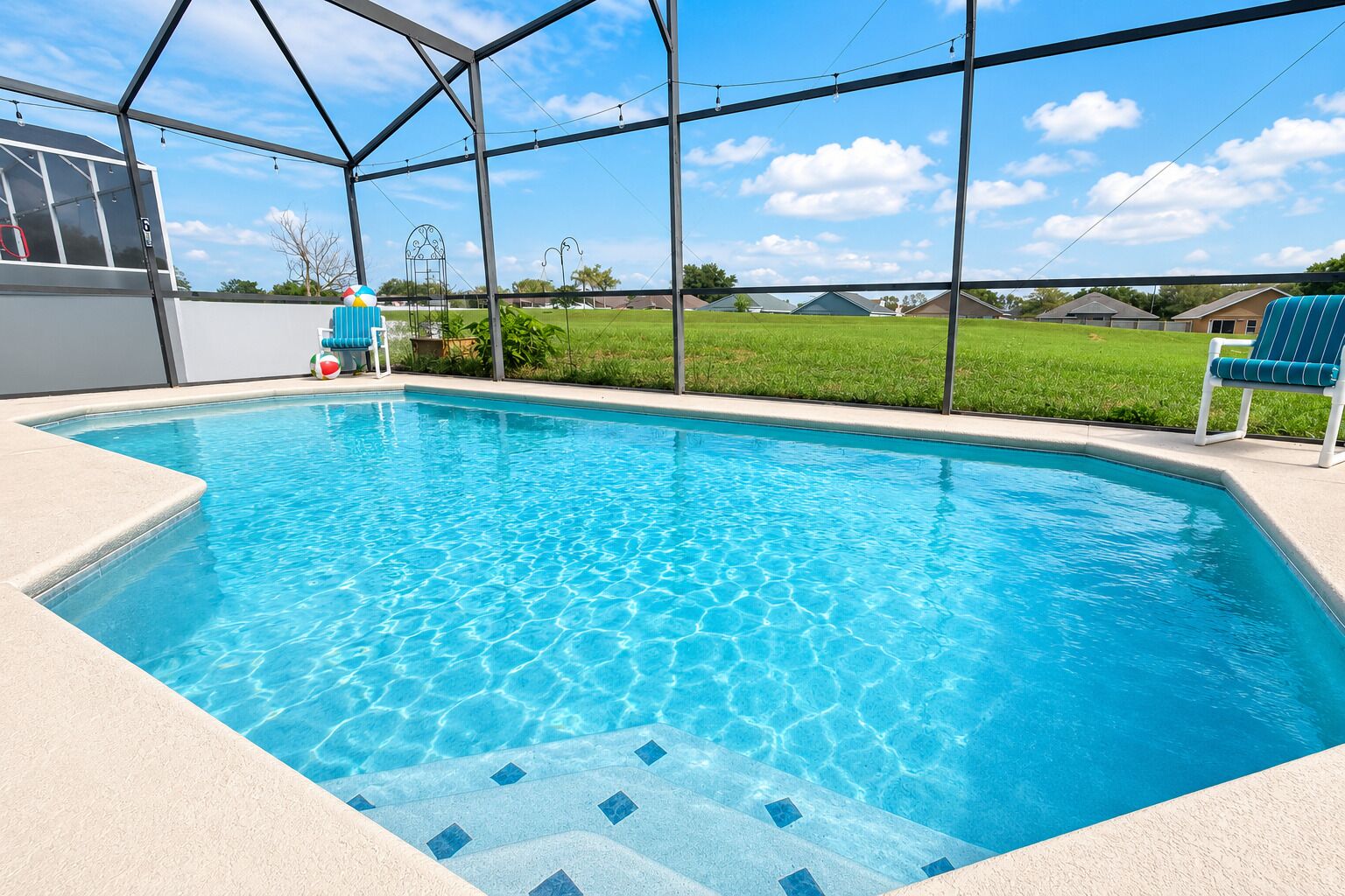 Enjoy full view of pool