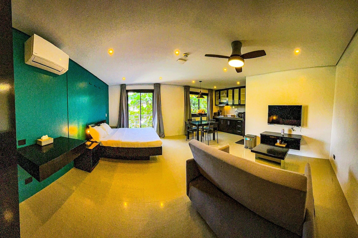 Suite estudio superior | 2 habitaciones, ropa de cama de alta calidad y edredón
