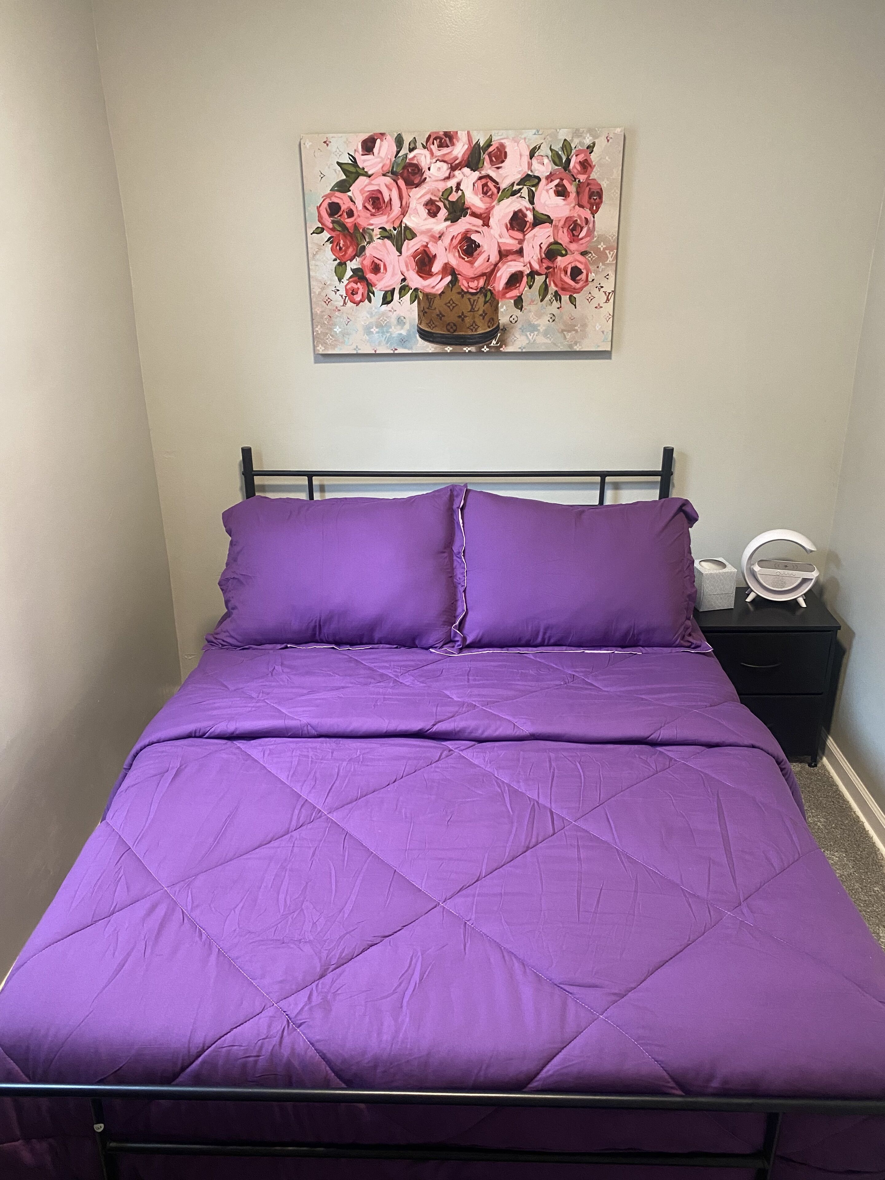 3 bedrooms, in-room safe, iron/ironing board, free WiFi