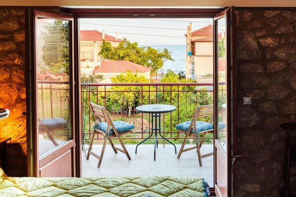 Apartment | 1 bedroom, iron/ironing board, free WiFi, bed sheets