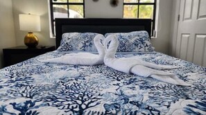 1 室のベッドルーム、デスク、アイロン / アイロン台、WiFi