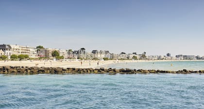800 m vom Strand entfernt - großes Haus für 8 Personen