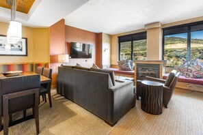 TV connectée, cheminée