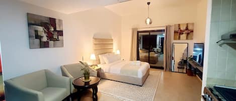 1 bedroom, desk, iron/ironing board, WiFi