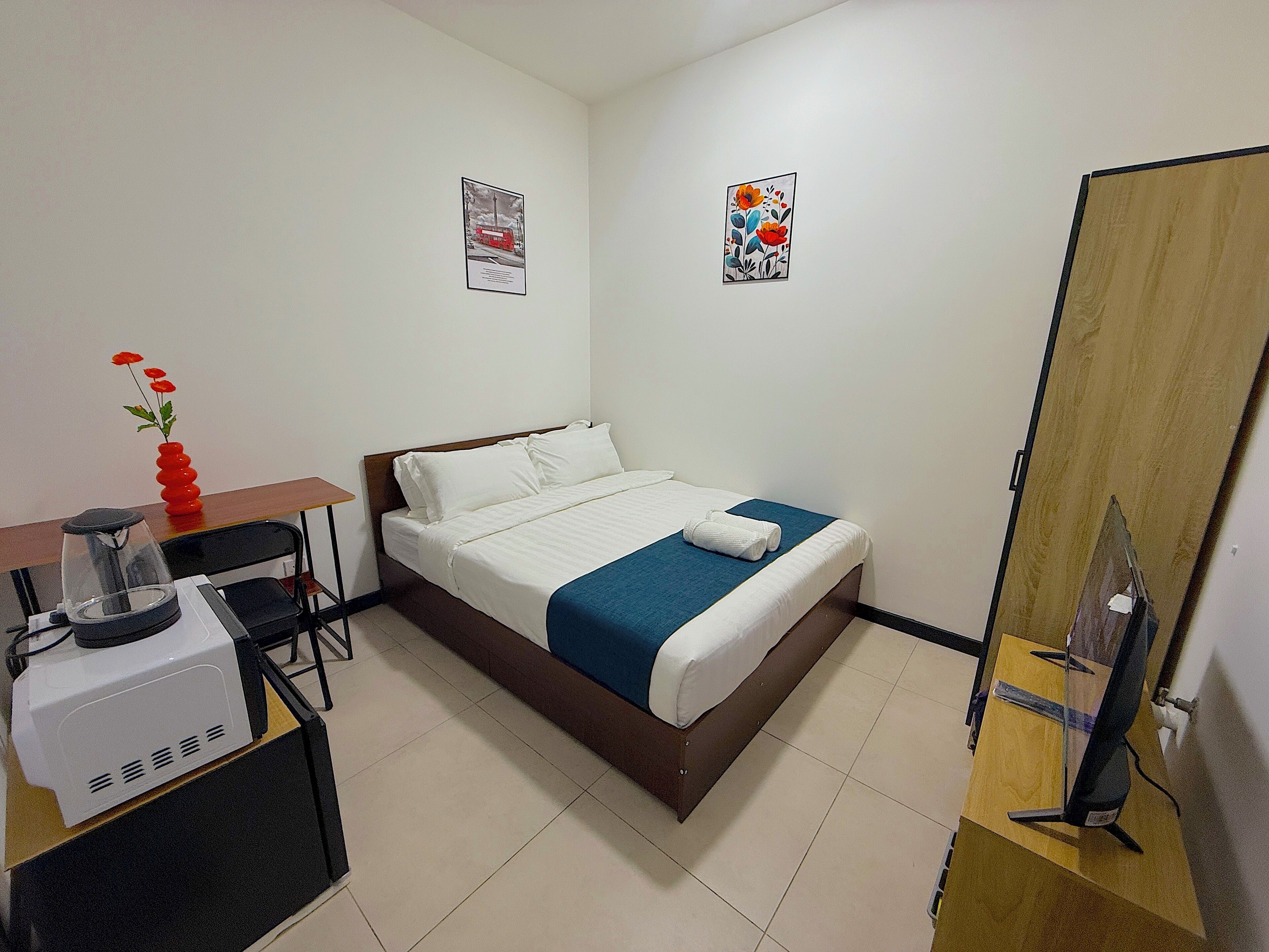 Suite – junior, 1 soverom, ikke-røyk, eget bad | Sengetøy av topp kvalitet, individuelt dekorert og individuelt innredet