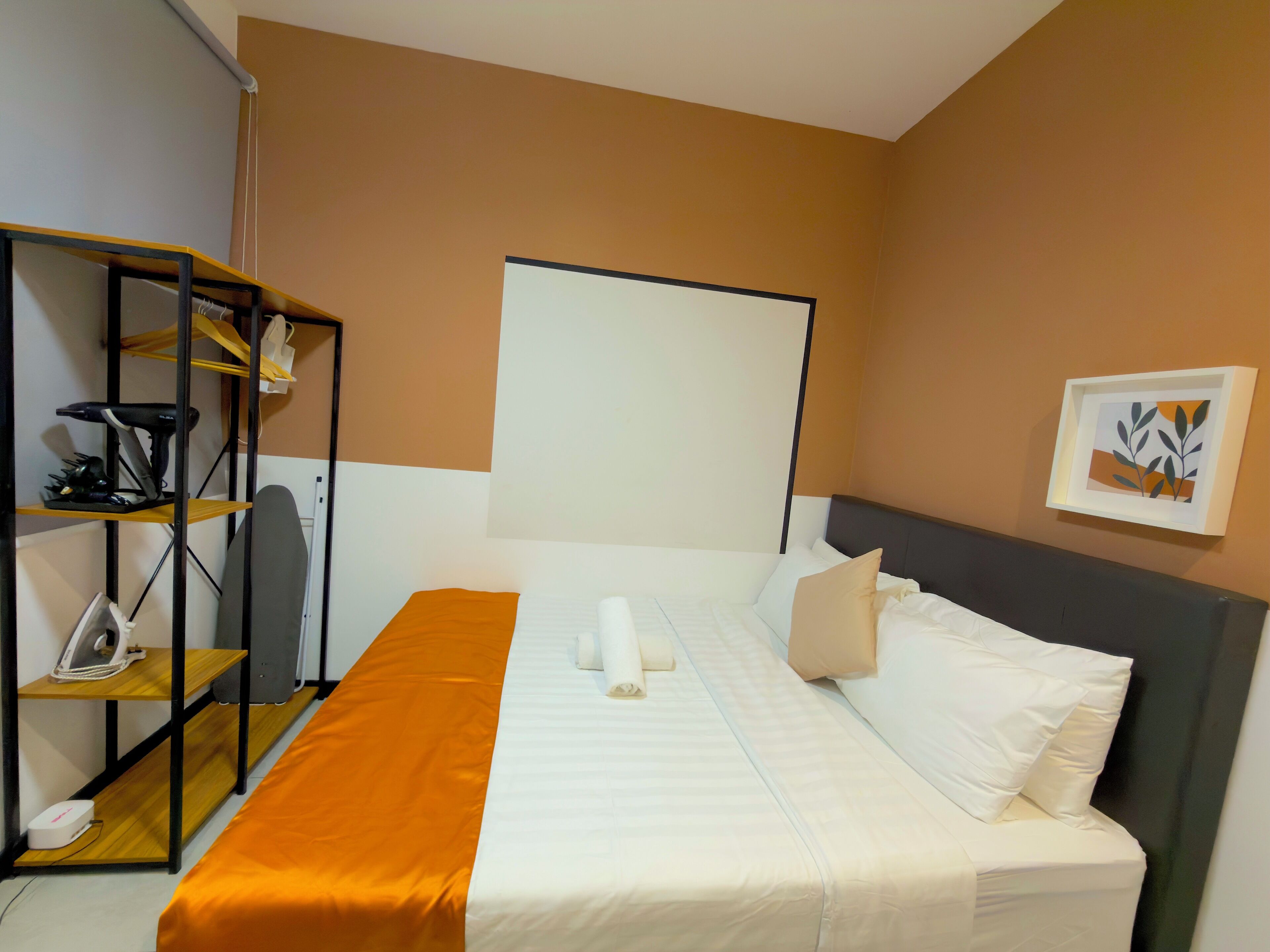 Premium bedding, minibar, individually decorated, individually furnished