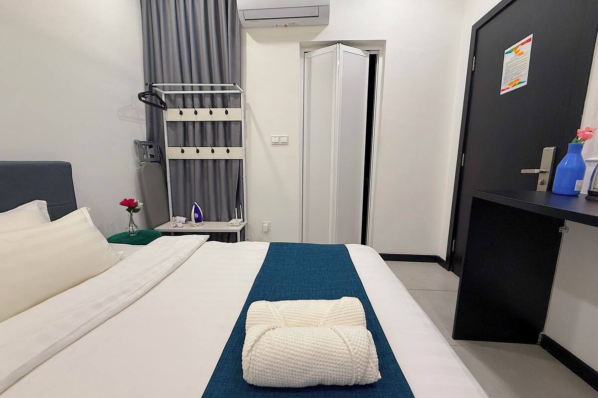Suite Junior, 1 grand lit, non-fumeur, salle de bains privée