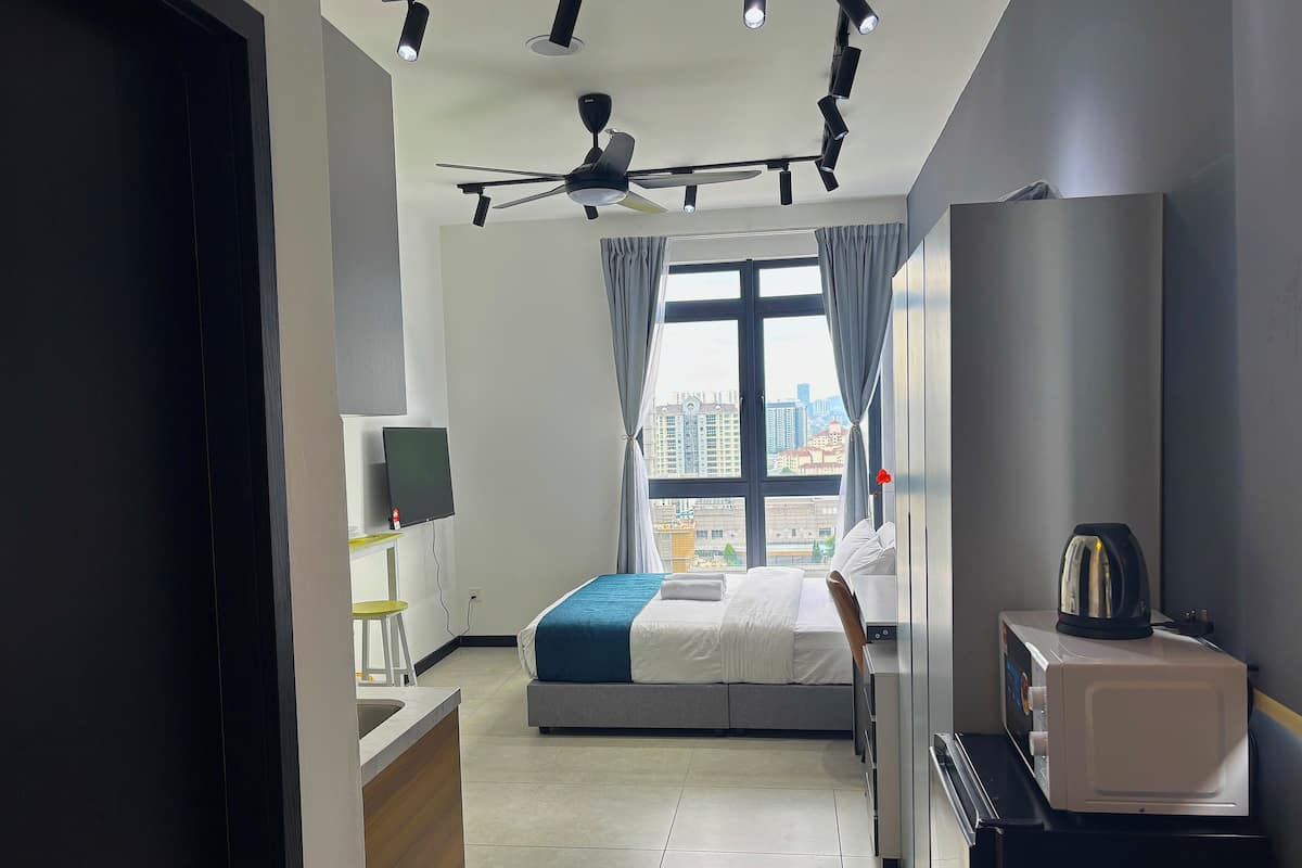 Traditional Apartment, 1 Bedroom, Non Smoking, Pool Access