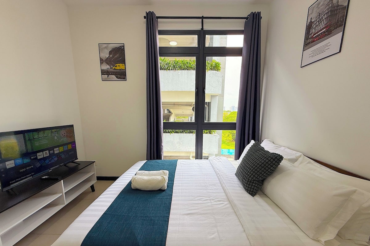 Departamento Gallery, 1 habitación, refrigerador y microondas, vista al patio | Ropa de cama de alta calidad y decoración personalizada