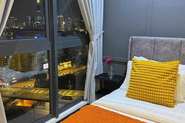Signature Apartment, 1 Bedroom, Non Smoking, Private Bathroom | View from room